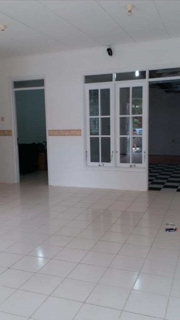 Rumah Dijual di Taman Lembah Hijau Lippo Cikarang